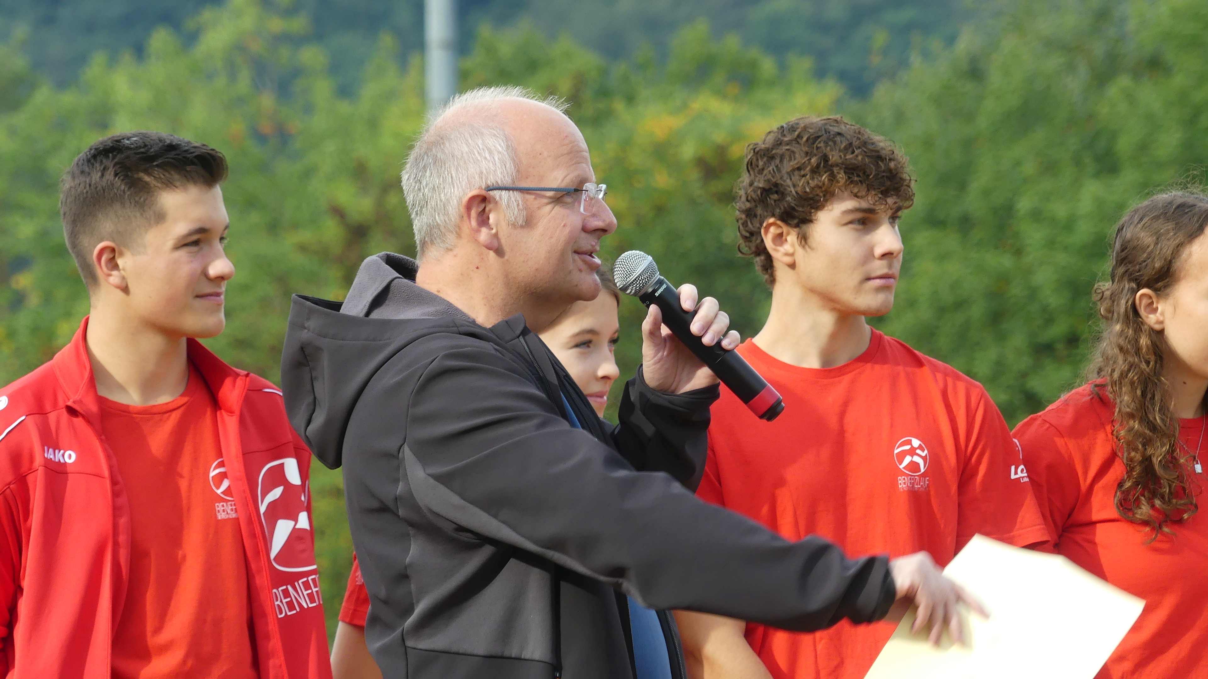 Bild vom 15. Benefizlauf im Jahr 2025. Dies ist das 49. Bild.